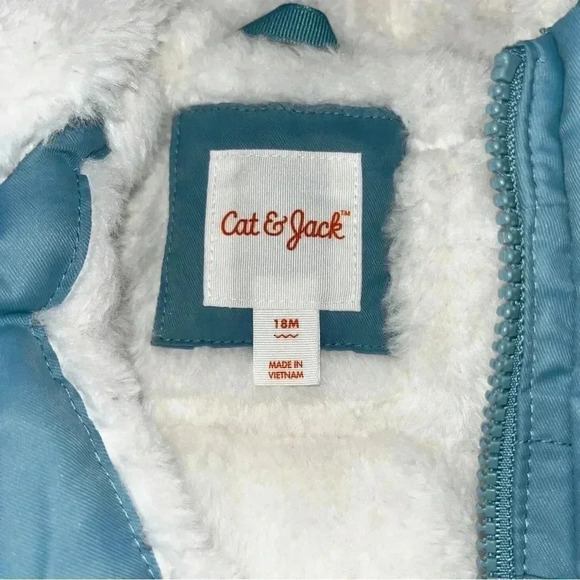 Cat and Jack NWOT KIDS fuzzy interior jacket coat w hood, pockets zip & button - Picture 3 of 6